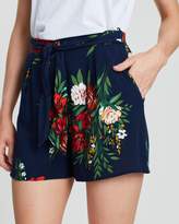 Thumbnail for your product : Dorothy Perkins Carnation Shorts