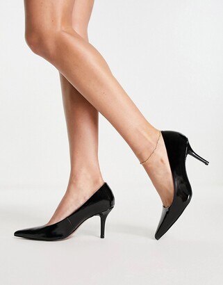 ASOS DESIGN Wide Fit Salary mid heeled court shoes in black - ShopStyle  Heels