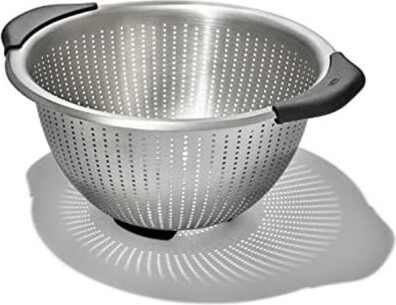 OXO Good Grips Stainless Steel 5 Qt./ 4.7 L Colander