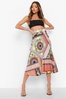 Thumbnail for your product : boohoo Scarf Print Pleated Longer Length Midi Skirt