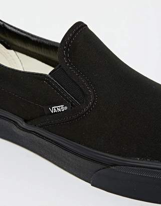 Vans Classic slip-on plimsolls in black veyebka