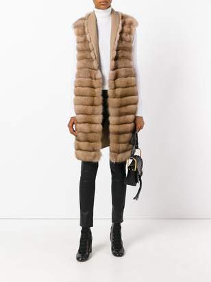 Manzoni 24 sleeveless quilted fur jacket