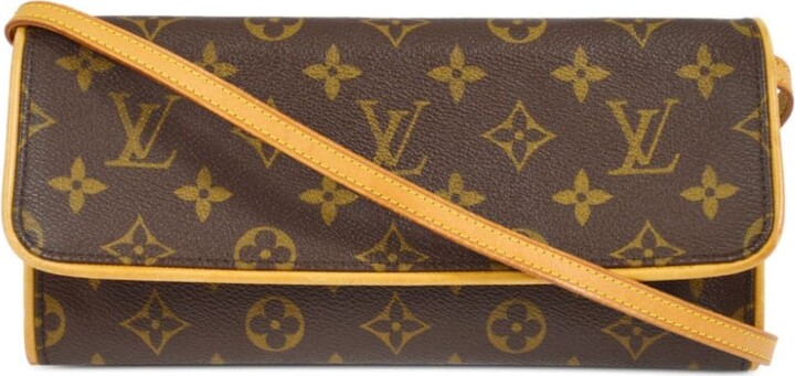 Louis Vuitton 2009 pre-owned Pochette Cite crossbody bag - ShopStyle