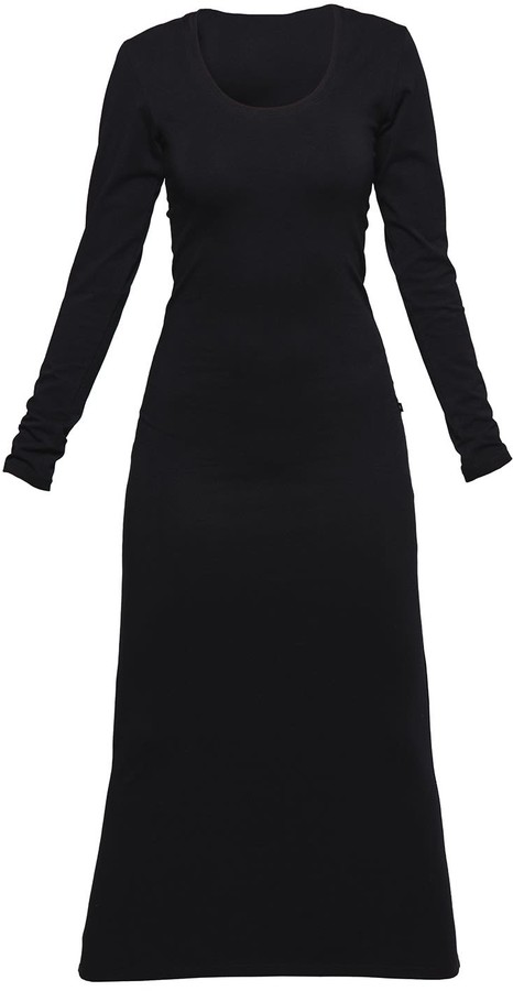 long black form fitting dress