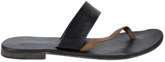 Álvaro González Black Leather Sandals
