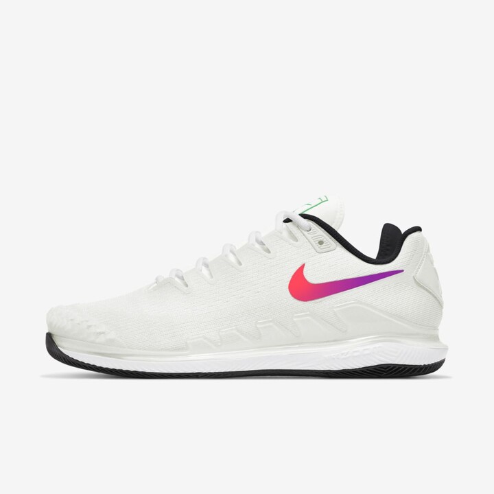 nike therma swoosh hoodie