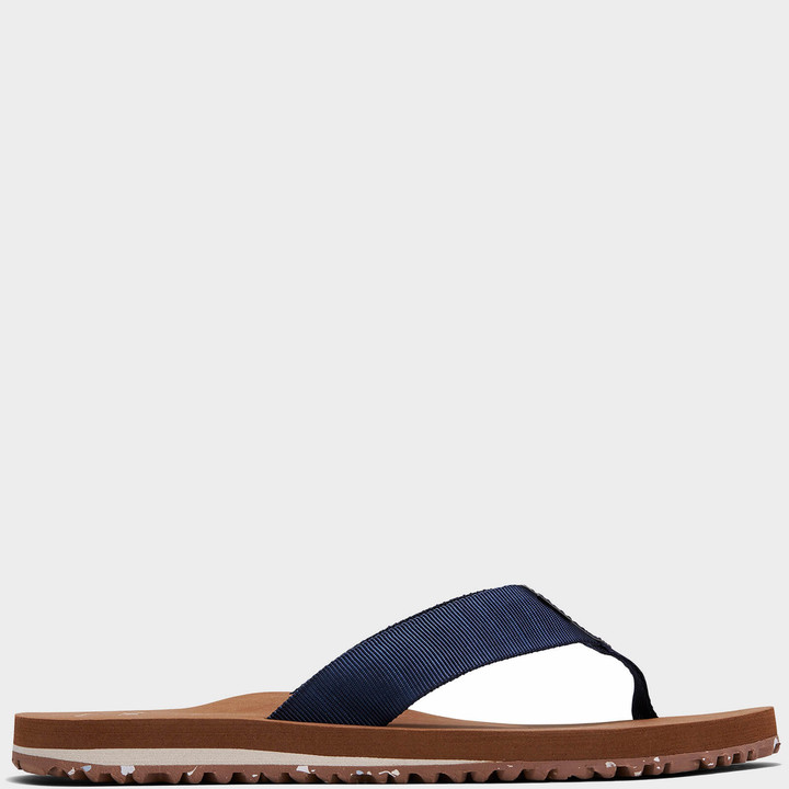 toms flip flops mens