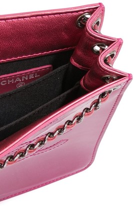 Chanel Pre Owned varnished CC crossbody bag
