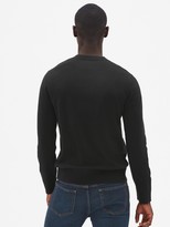 Thumbnail for your product : Gap The Mainstay V-Neck Sweater