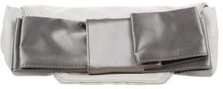 Chloé Bow-Accented Leather Clutch