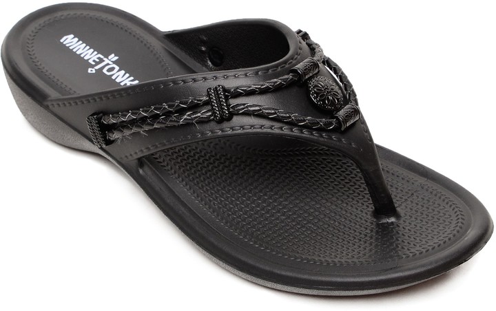 minnetonka hallie flip flop