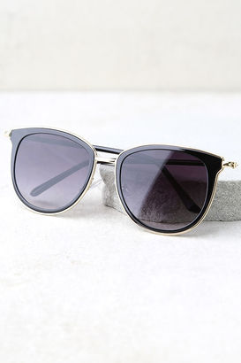 Lulus Look at Me Gold and Black Sunglasses