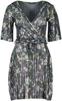 Thumbnail for your product : boohoo Floral Plisse Wrap Tie Waist Tea Dress