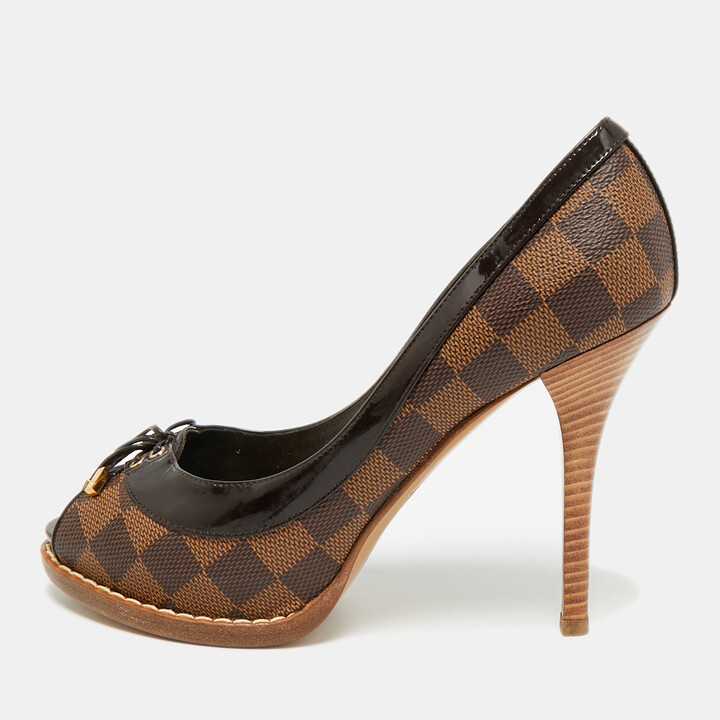 Louis Vuitton Palm Beach Size 37 Brown Monogram Coated Canvas and Patent Leather Peep Toe Pumps