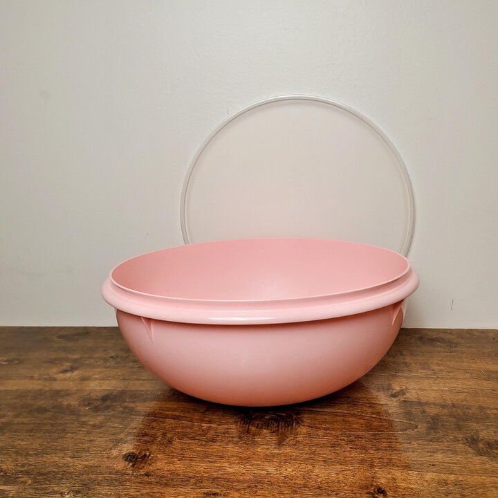 Tupperware 26 Cup Fix-N-Mix Bowl Pastel Pink Mixing With 274 Seal Vintage Retro Kitchenware | New