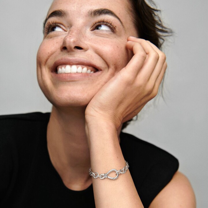 pandora chunky infinity bracelet