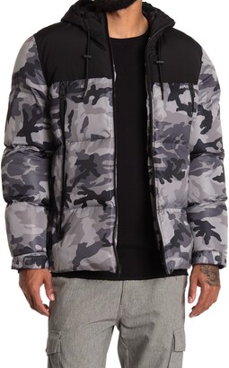 guess camouflage coats & jackets