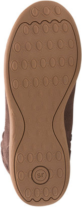 Stride Rite Little Girls' or Toddler Girls' Made2Play Patricia Boots