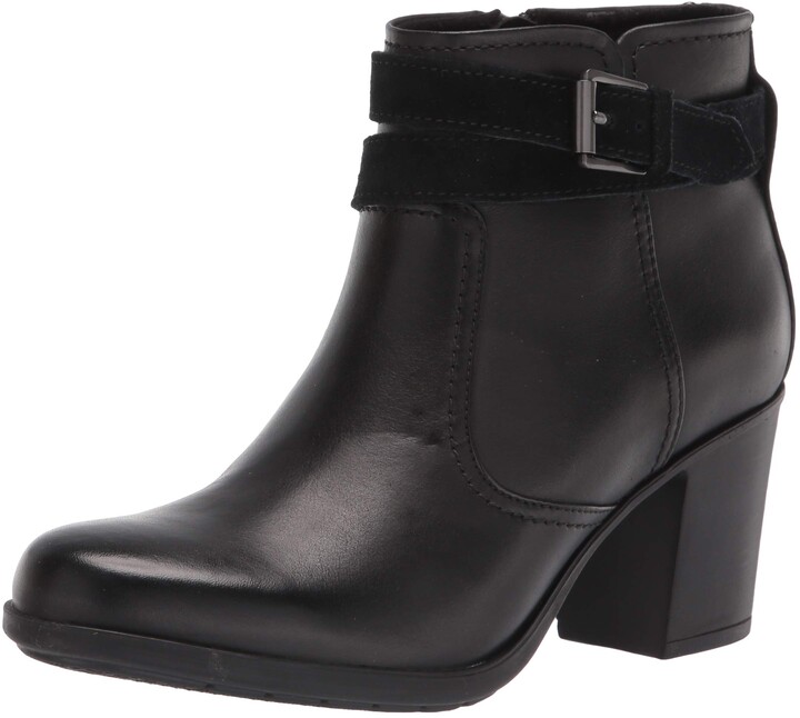 clarks womens boots