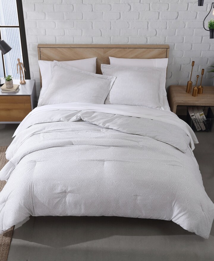 Kenneth Cole Reaction Home Oxford Full, Kenneth Cole Reaction Home Oxford Duvet Cover In Grey Stripe