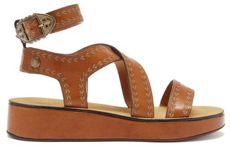 tan flatforms