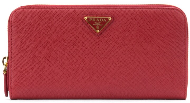 red prada purse
