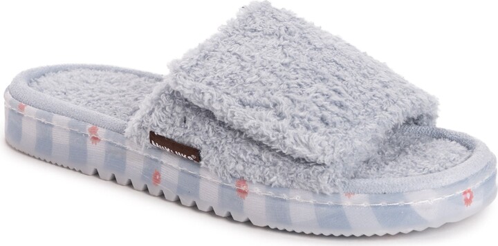 Acacia Faux Shearling Slipper