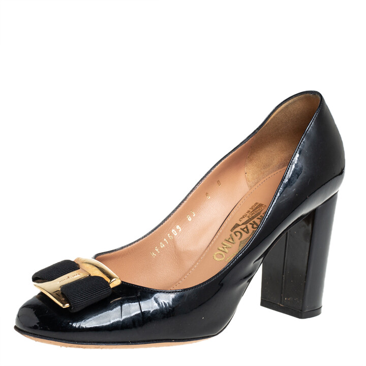 mel Sobriquette Skuespiller Black Pumps | Shop the world's largest collection of fashion | ShopStyle UK