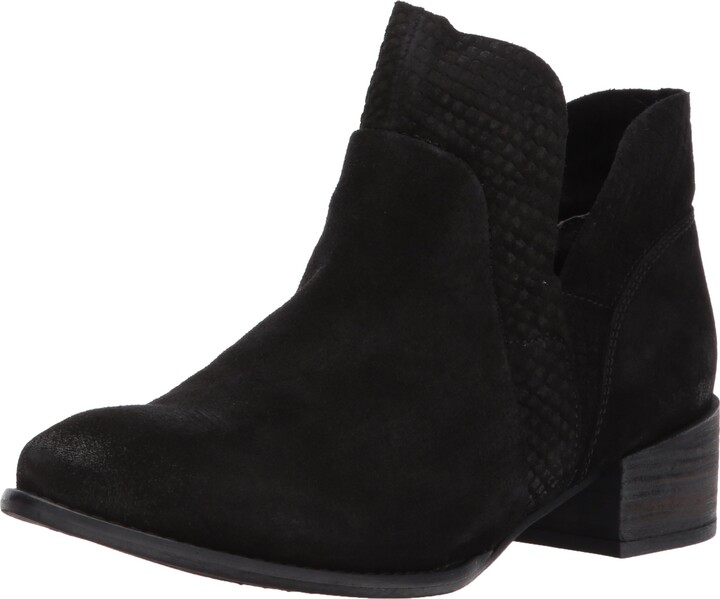 seychelles black suede booties
