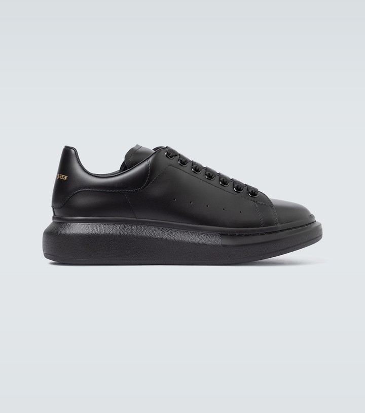 all black alexander mcqueen trainers