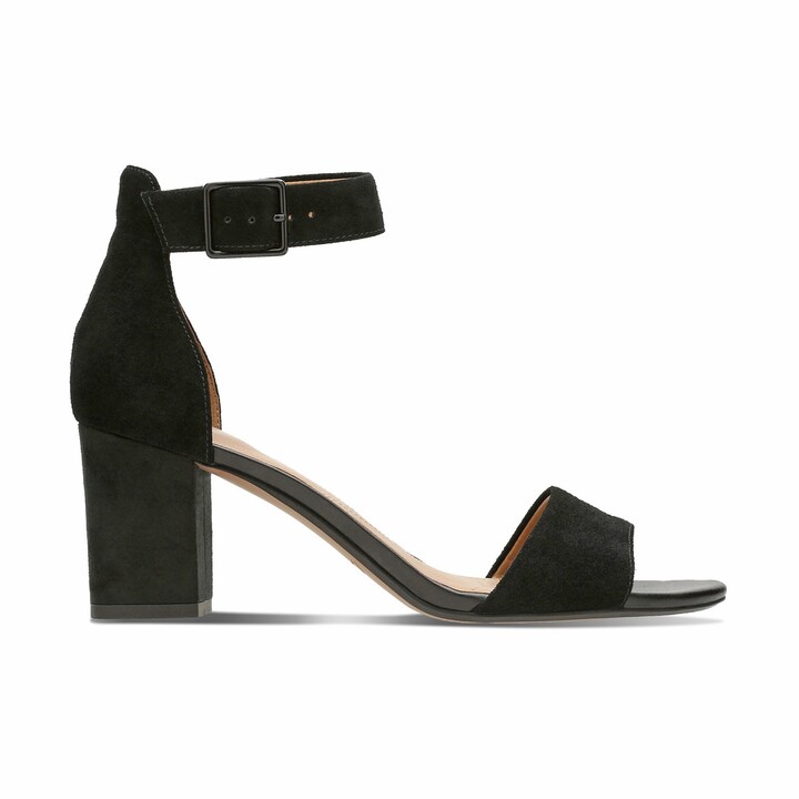clarks sandals sale uk