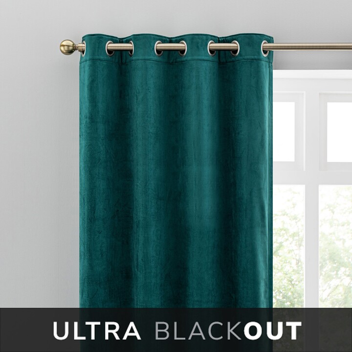 Dunelm Isla Emerald Thermal Ultra Blackout Eyelet Curtains Emerald Isla
