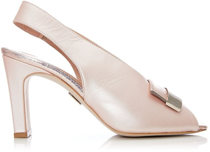 rose gold shoes closed toe