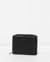 Thumbnail for your product : DKNY Chelsea SM Caryall Wallet