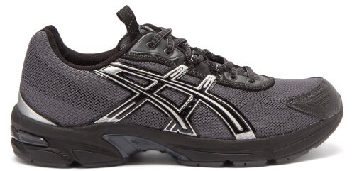 black asics trainers