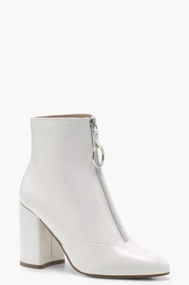 boohoo Ring Pull Crinkle Patent Shoe Boots