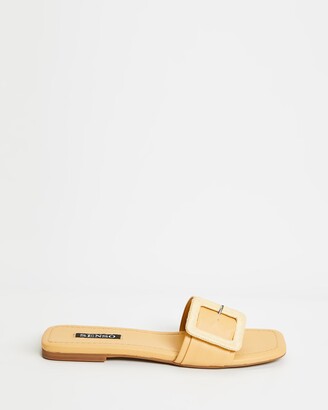 Senso Women's Yellow Flat Sandals - Hart II