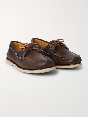 sperry two tone boat shoe