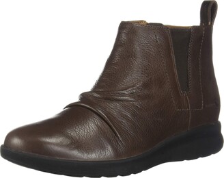 clarks booties canada