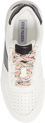 steve madden eager sneaker