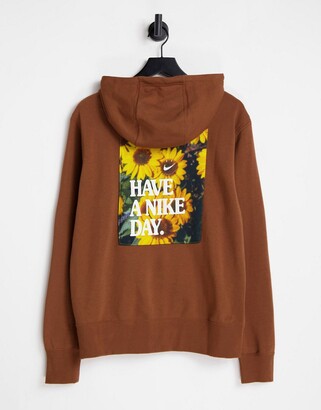 have a nike day hoodie
