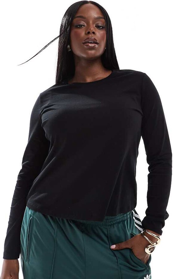 ASOS Curve ASOS DESIGN Curve long sleeve top with cut-out holes in