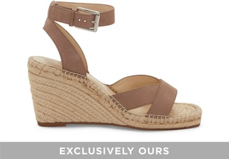 vince camuto deedriana wedge sandal