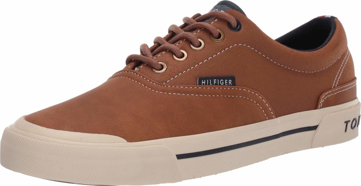 tommy hilfiger men's sparks sneakers