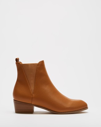 Spurr Women's Brown Chelsea Boots - Miles Ankle Boots - Size 8 at The Iconic