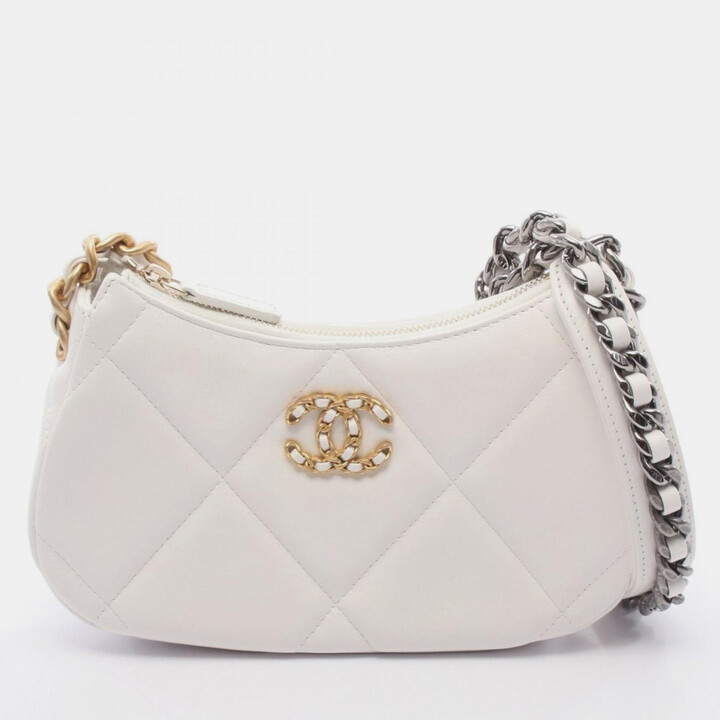 Chanel 19 Matelasse Small Hobo Shoulder Bag Leather White