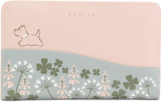 TJMAXX Leather Fields Of Flowers Medium Bifold Wallet