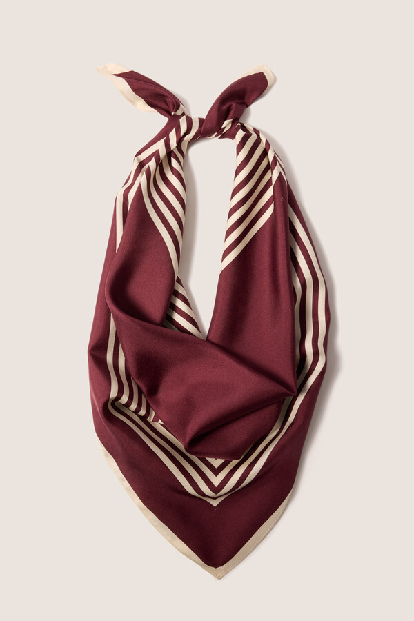 LESCARF Classic Silk Scarf