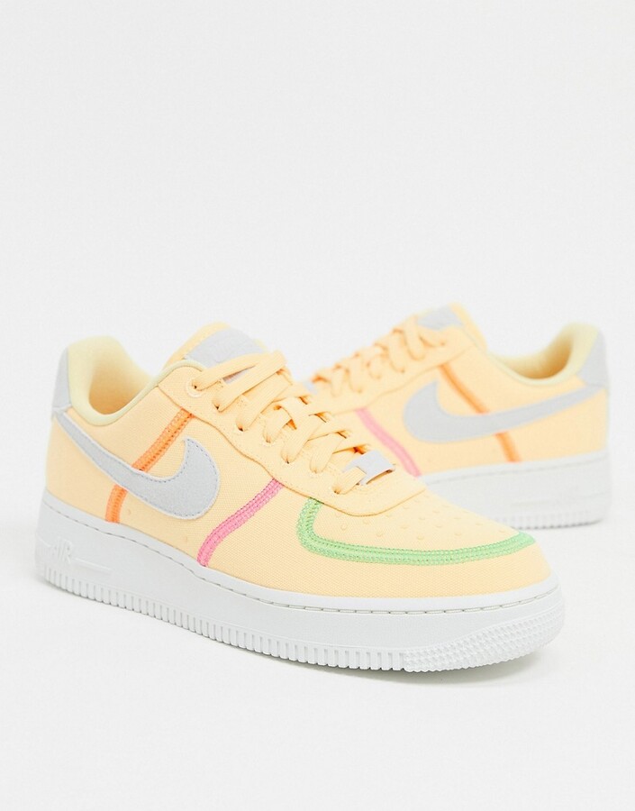 nike women's canvas sneakers