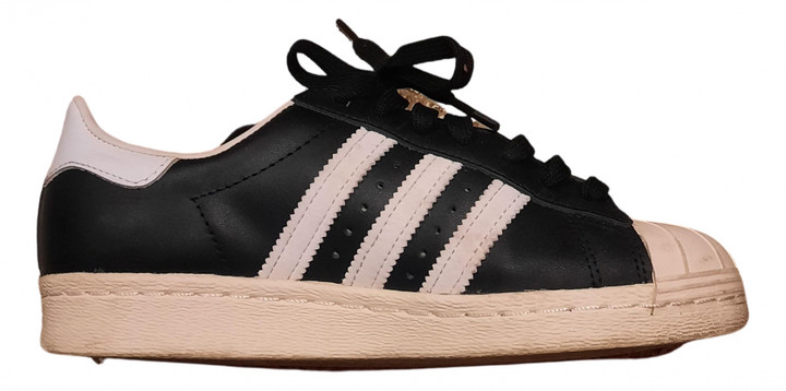 all black leather adidas trainers